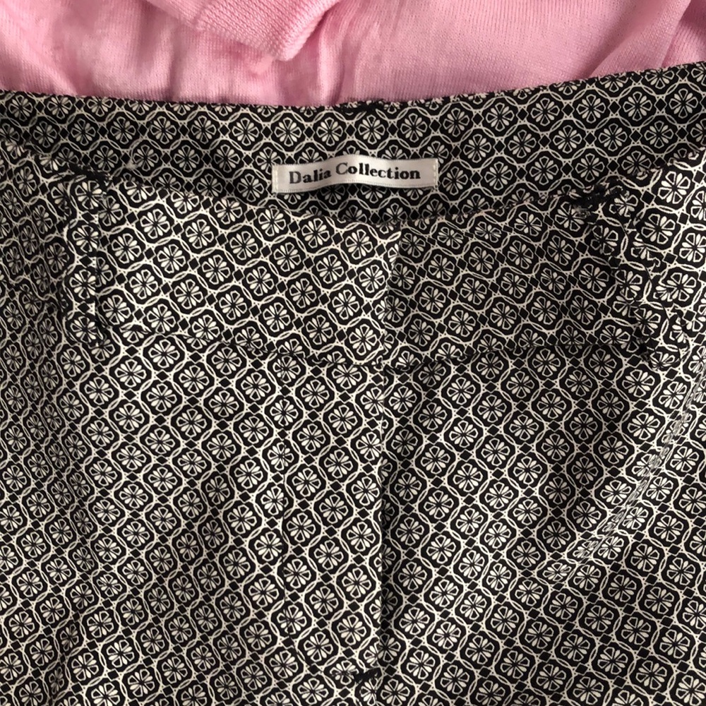 Dalia Collection- fun pattern slacks. - Picture 2 of 6